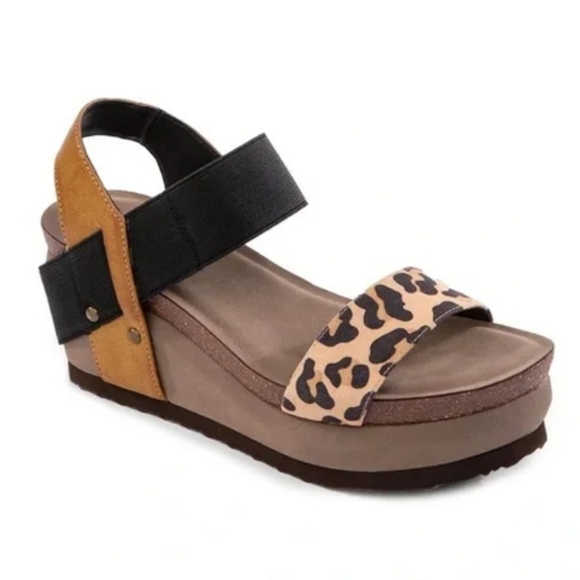 Hokus Pokus Jenny Wedge Sandals Size 9.5 - Picture 1 of 7